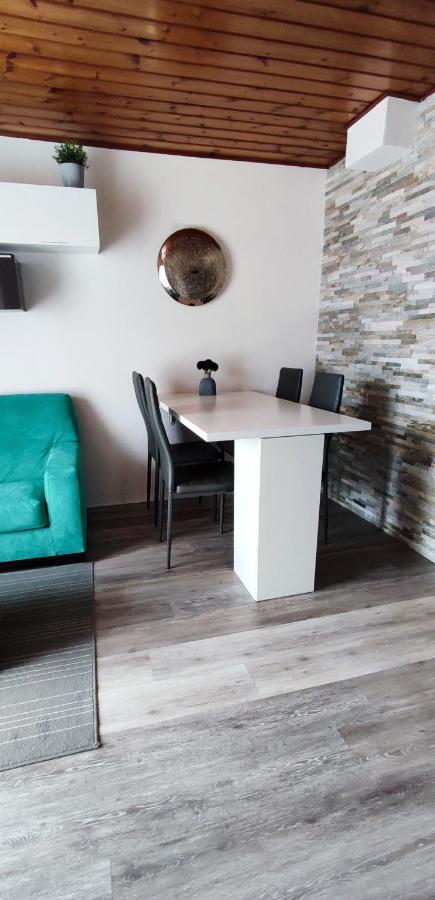 Ferienwohnung Regina Del Bosco Della Vicina Cavalese Daiano Exterior foto